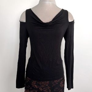 Fashionista black cold shoulder top